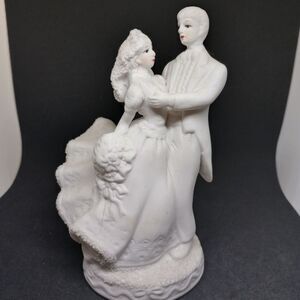 Elegant White Wedding Couple Figurine